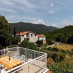 Relax - Two Bedroom With Terrace