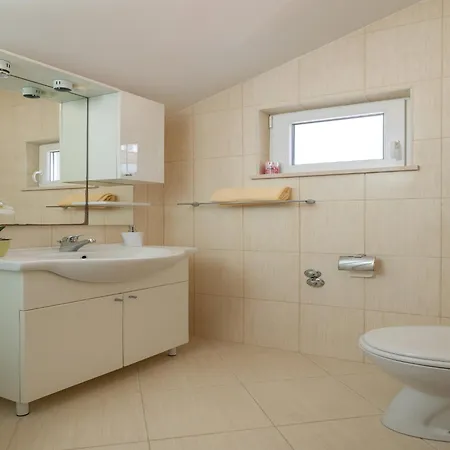 Relax Ston - Two Bedroom With Terrace *