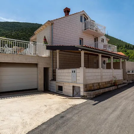 Relax Ston - Two Bedroom With Terrace Hodilje