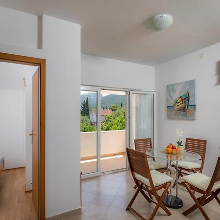 Relax Ston - Two Bedroom With Terrace Апартаменты *